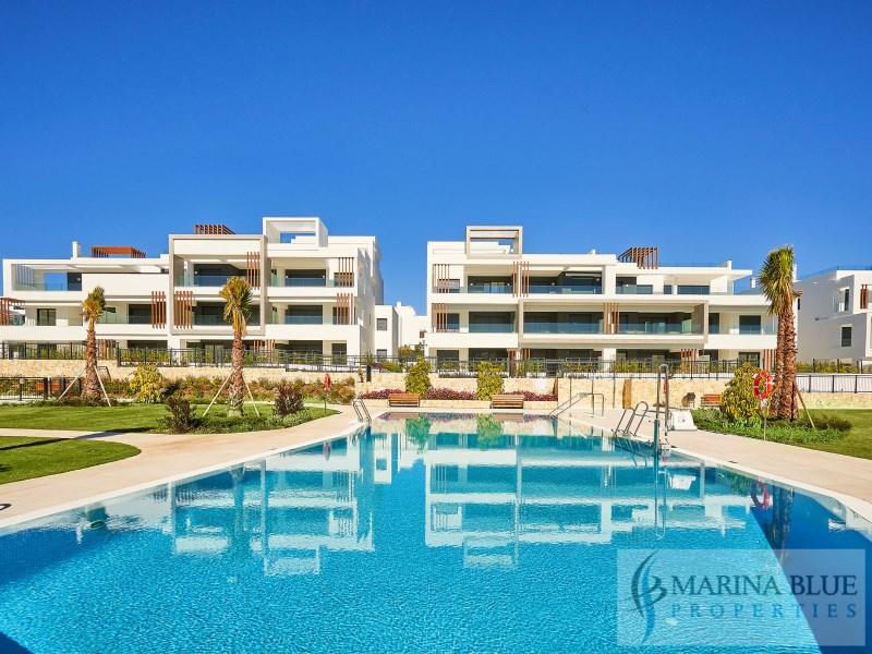 Penthouse til salg i Benamara-Atalaya (Estepona)