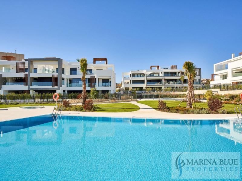 Penthouse til salg i Benamara-Atalaya (Estepona)